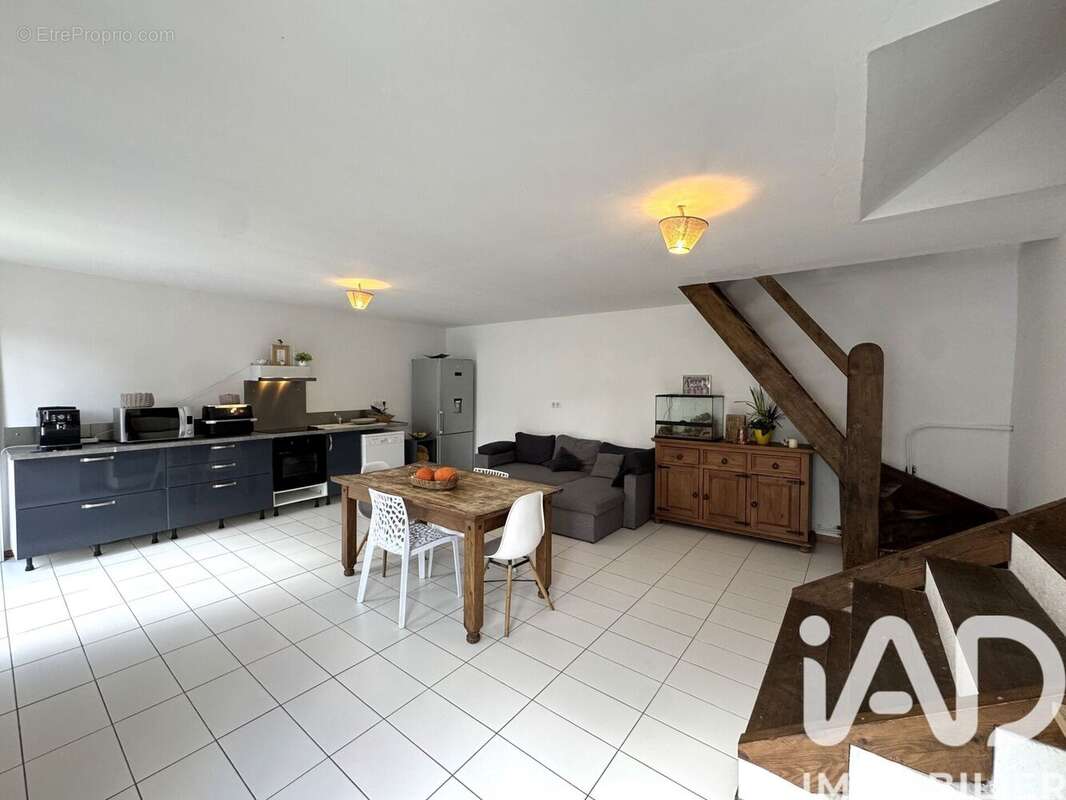 Maison 139 m² à Les Ulmes  - photo 5