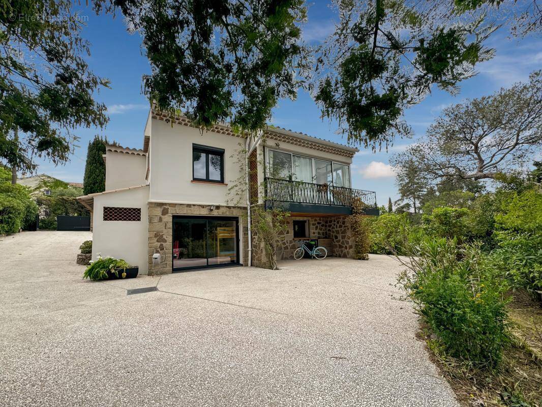 Maison à SAINT-RAPHAEL