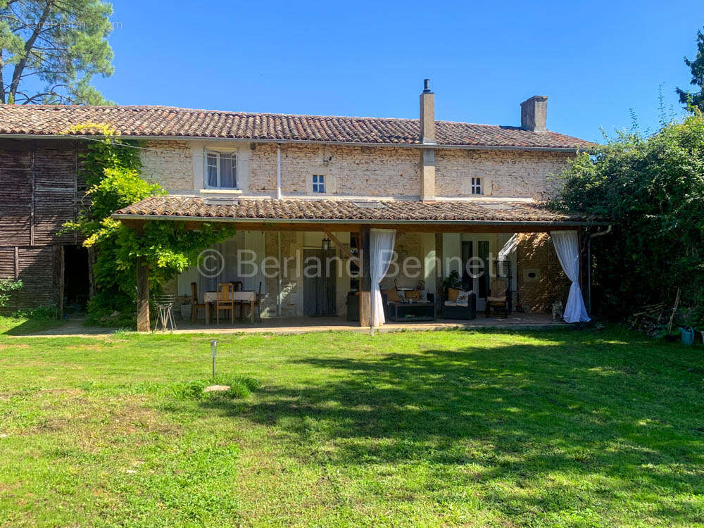 Maison en pierres avec dépendances et grand terrain - Pretty - photo 30