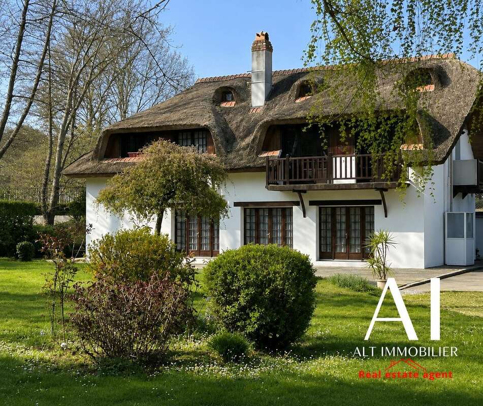 Maison à PONT-D'OUILLY