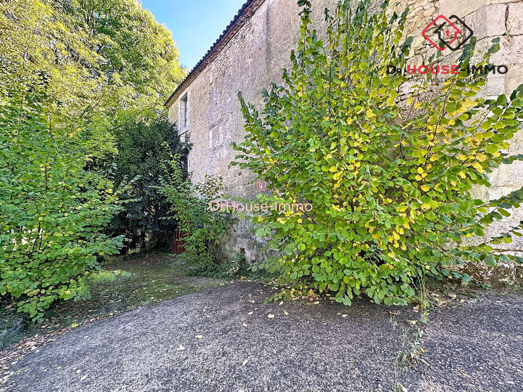 Maison à CHATEAU-L&#039;EVEQUE