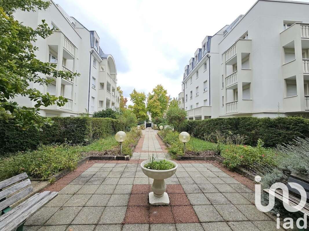 Photo 3 - Appartement à NOISY-LE-GRAND