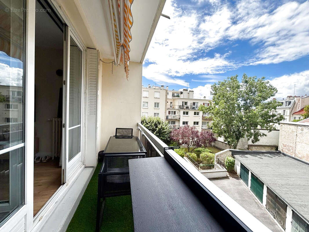 Appartement à SAINT-MAUR-DES-FOSSES