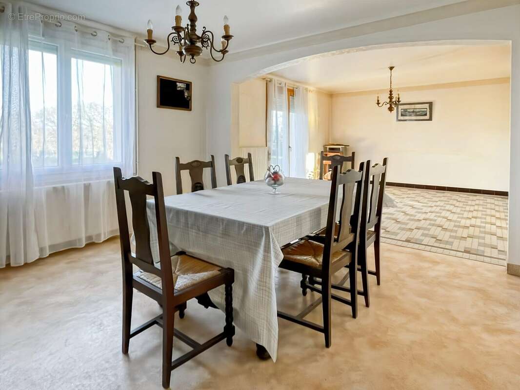 Maison à SAINT-LUMINE-DE-CLISSON