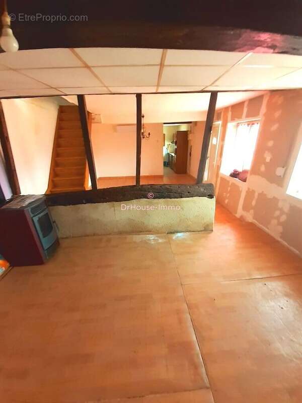 Maison 114 m² à Beaumont-Le-Roger  - photo 4