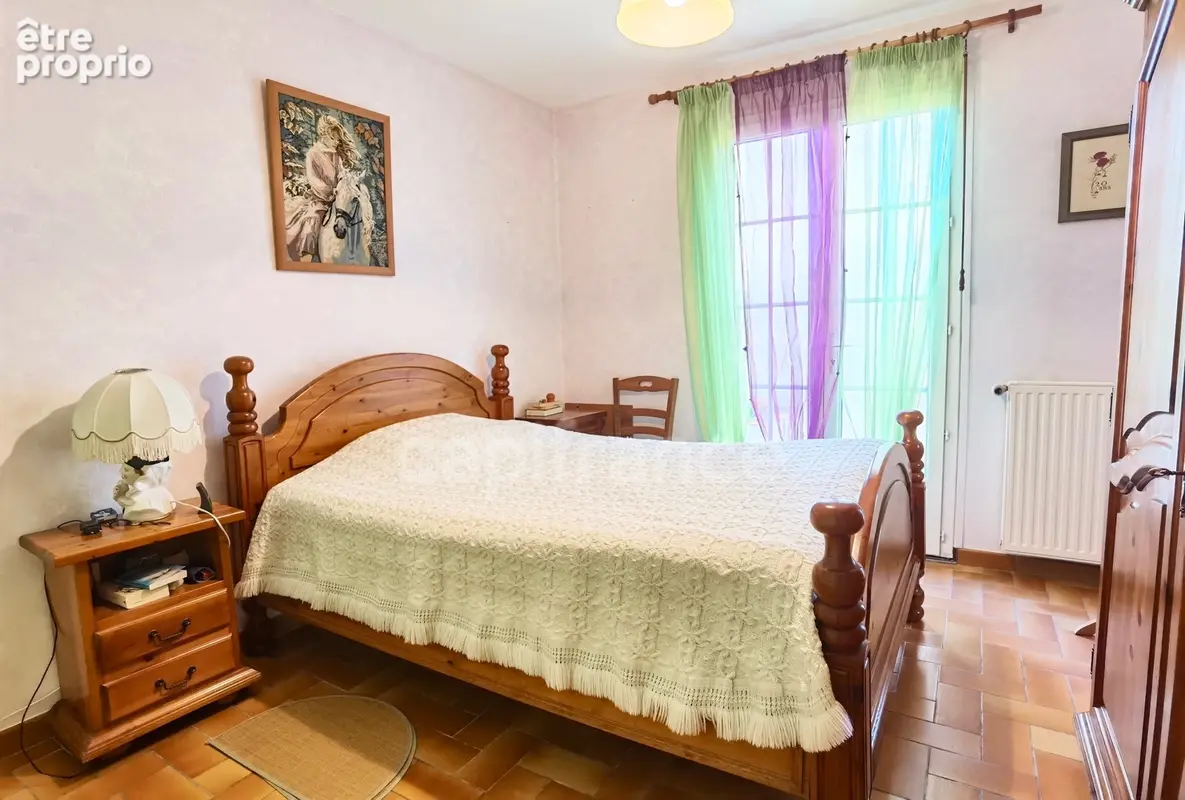 Secteur Uzès, tous commerces, maison familiale de 135 m², 4 chambres, garage, terrain - photo 8