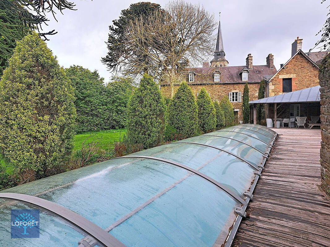 Maison à FOUGEROLLES-DU-PLESSIS