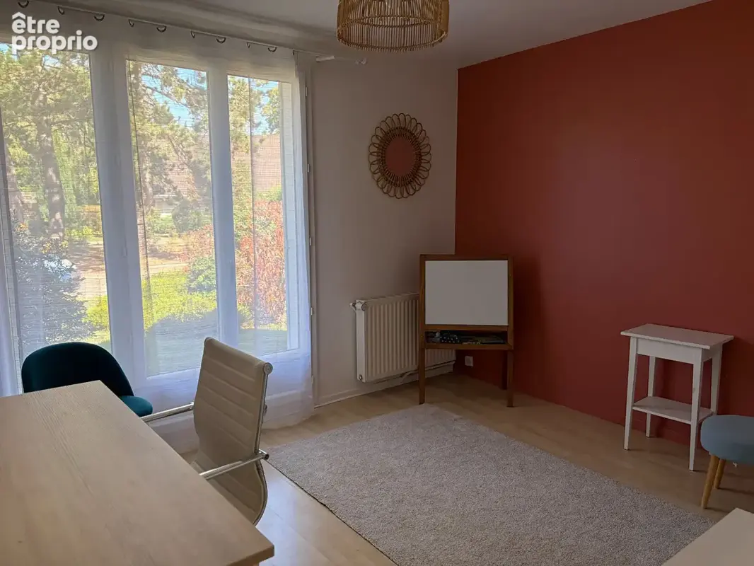 HAUT BUC Maison familiale 5 chambres et grand jardin - photo 9