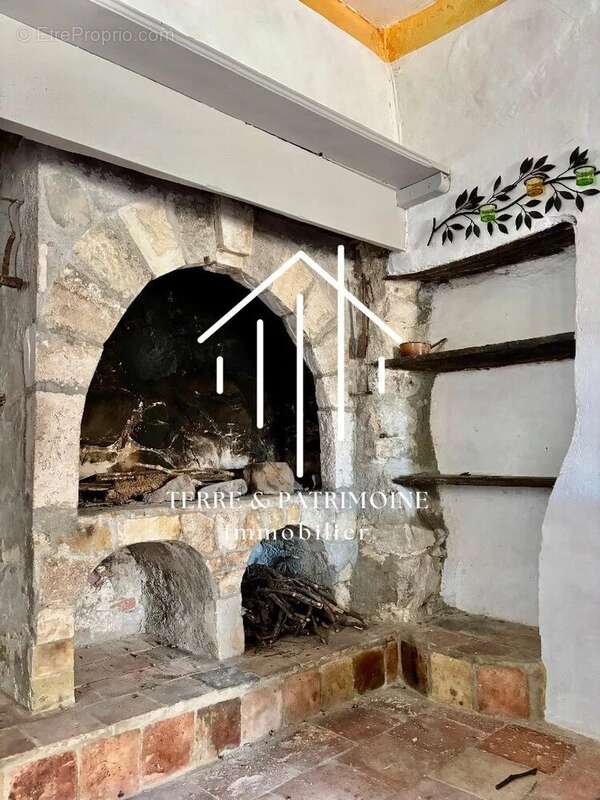 Maison à VALLON-PONT-D'ARC