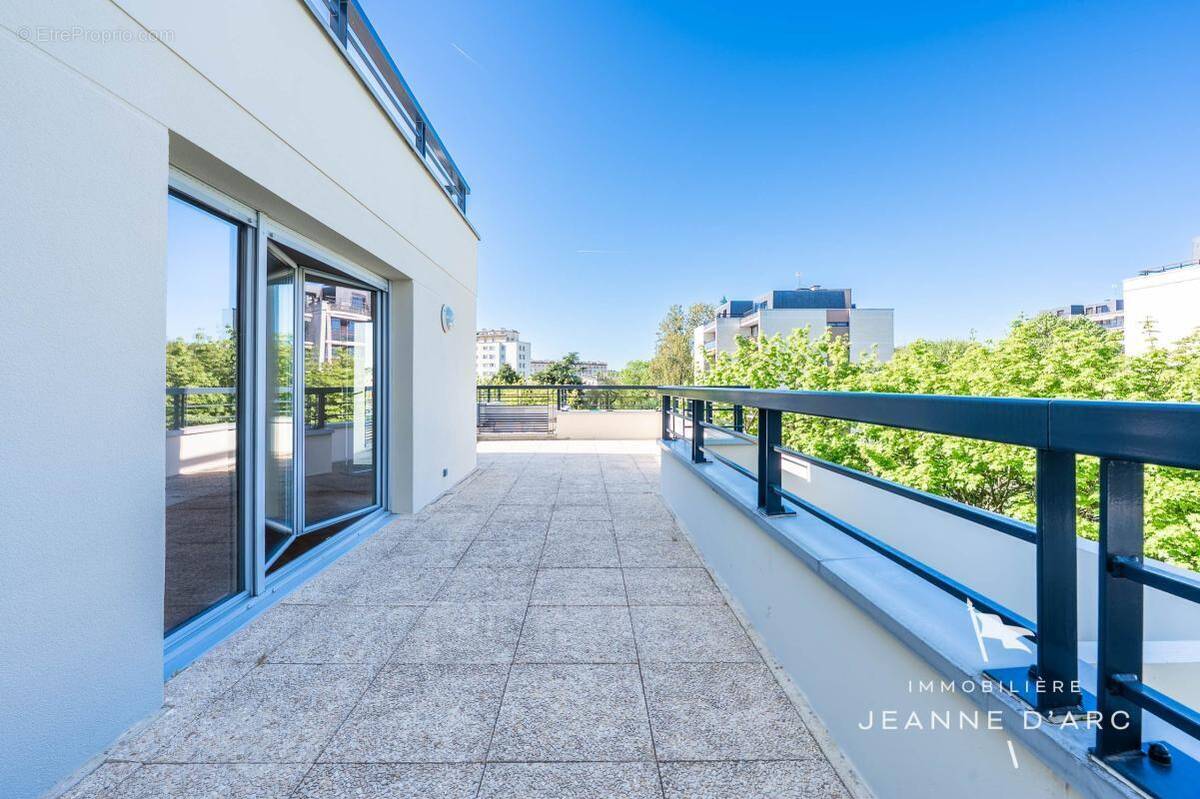 Appartement à VERSAILLES