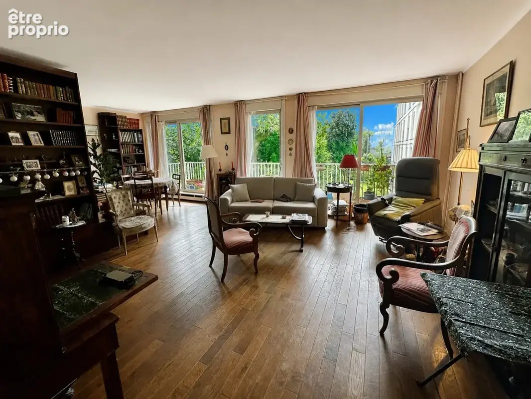 Appartement à VERSAILLES