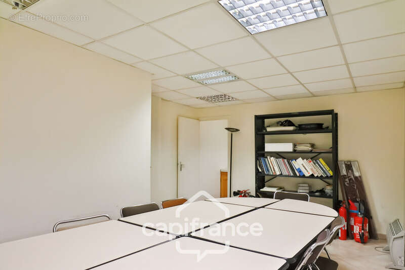 Commerce à MONTROUGE