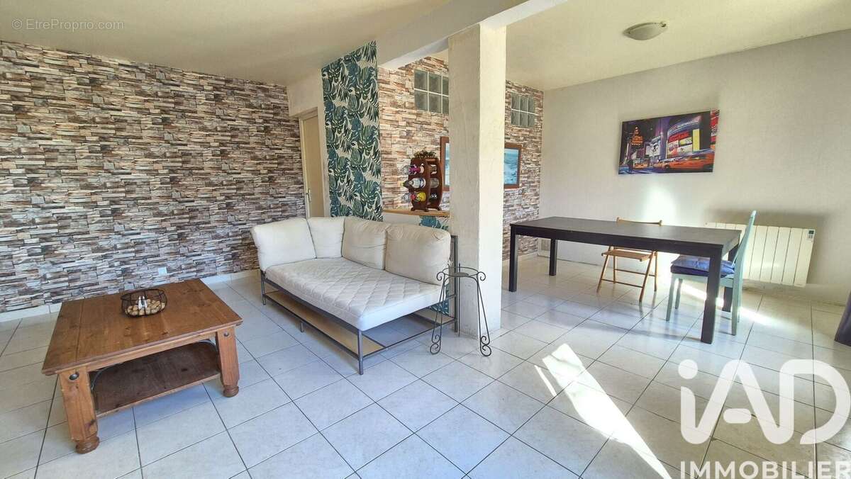 Photo 2 - Maison à ROZAY-EN-BRIE