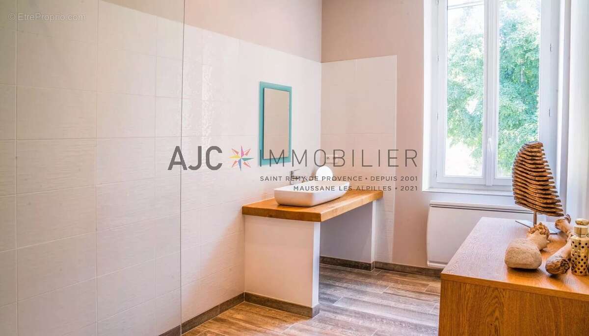 Maison à SAINT-REMY-DE-PROVENCE