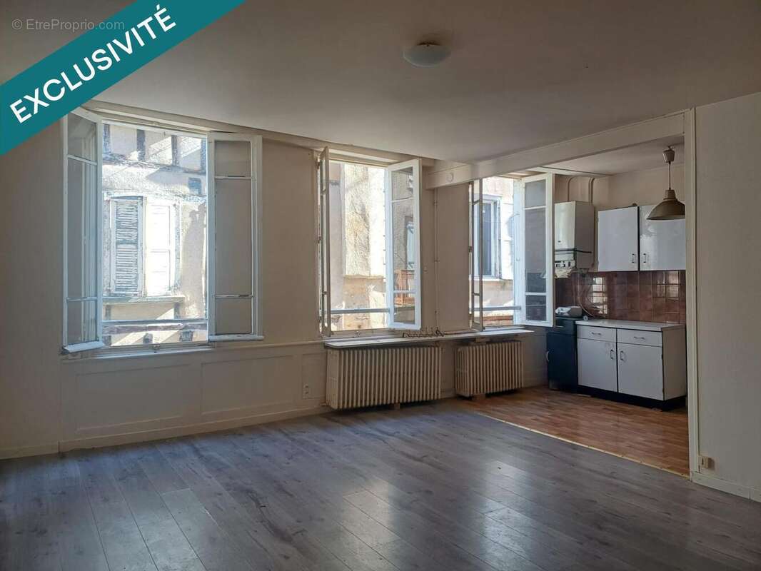 Photo 5 - Appartement à VILLEFRANCHE-DE-ROUERGUE