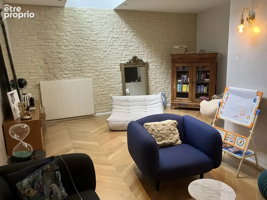 Au cœur de châtellerault maison de ville de 186 m2 avec belles prestations - photo 2
