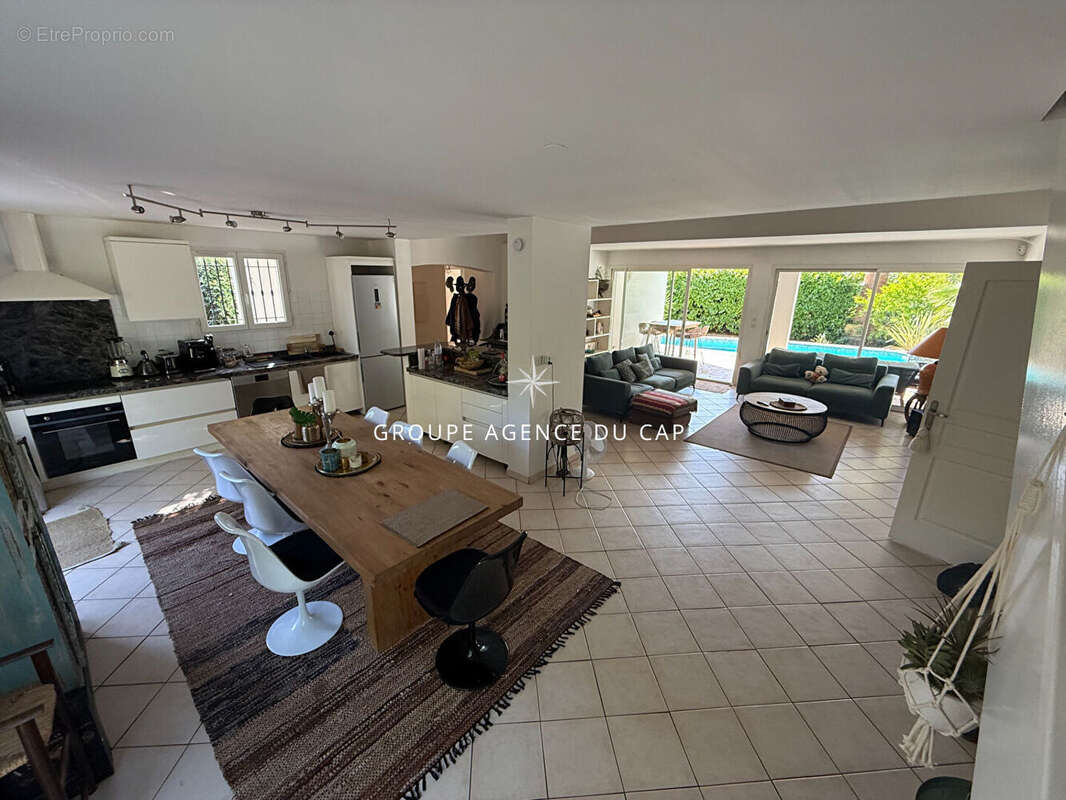 Maison à SAINT-RAPHAEL