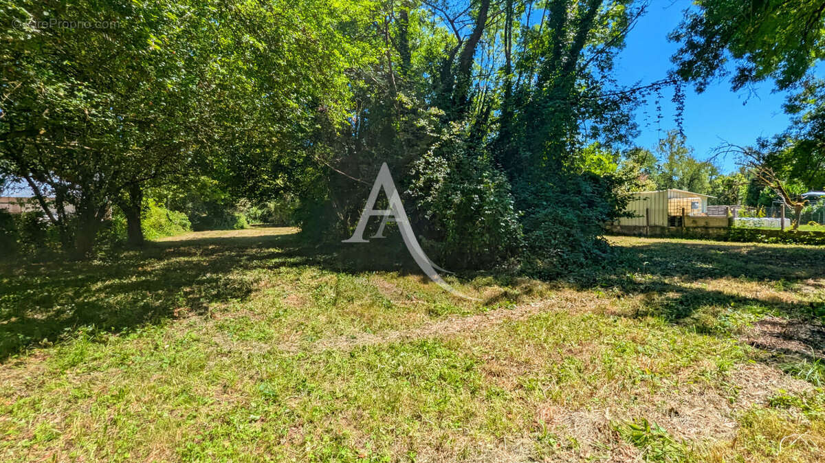 Maison à SAUVETERRE-LA-LEMANCE
