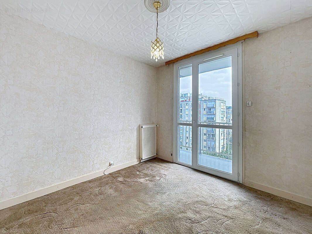 Appartement à SOTTEVILLE-LES-ROUEN