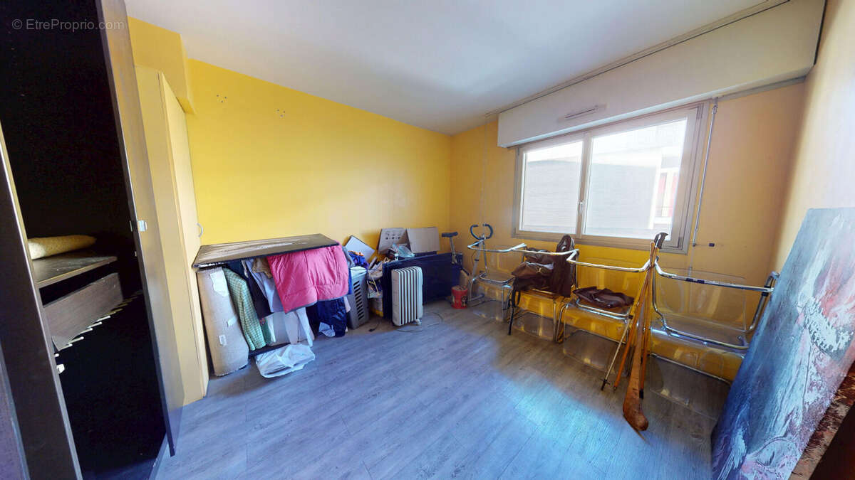 Appartement à PARIS-19E