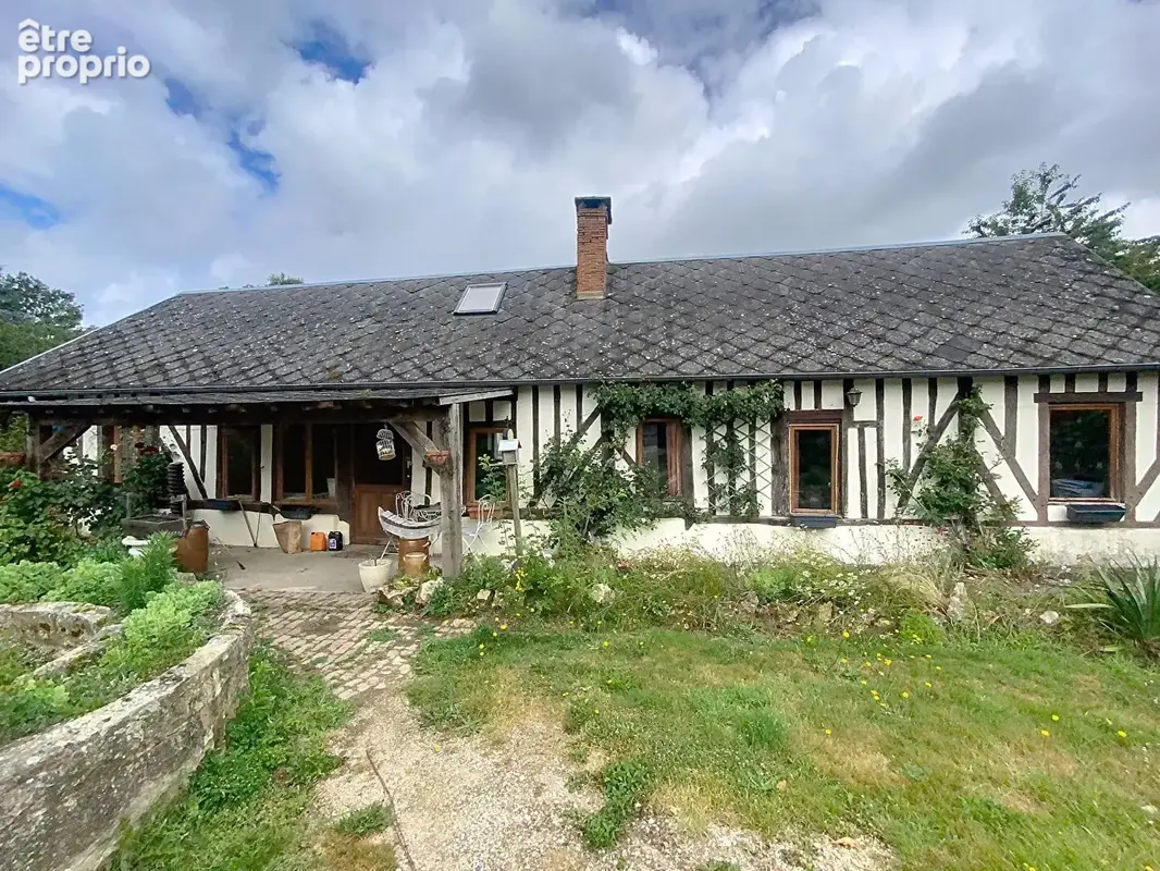 Maison à SAINT-GERMAIN-LA-CAMPAGNE