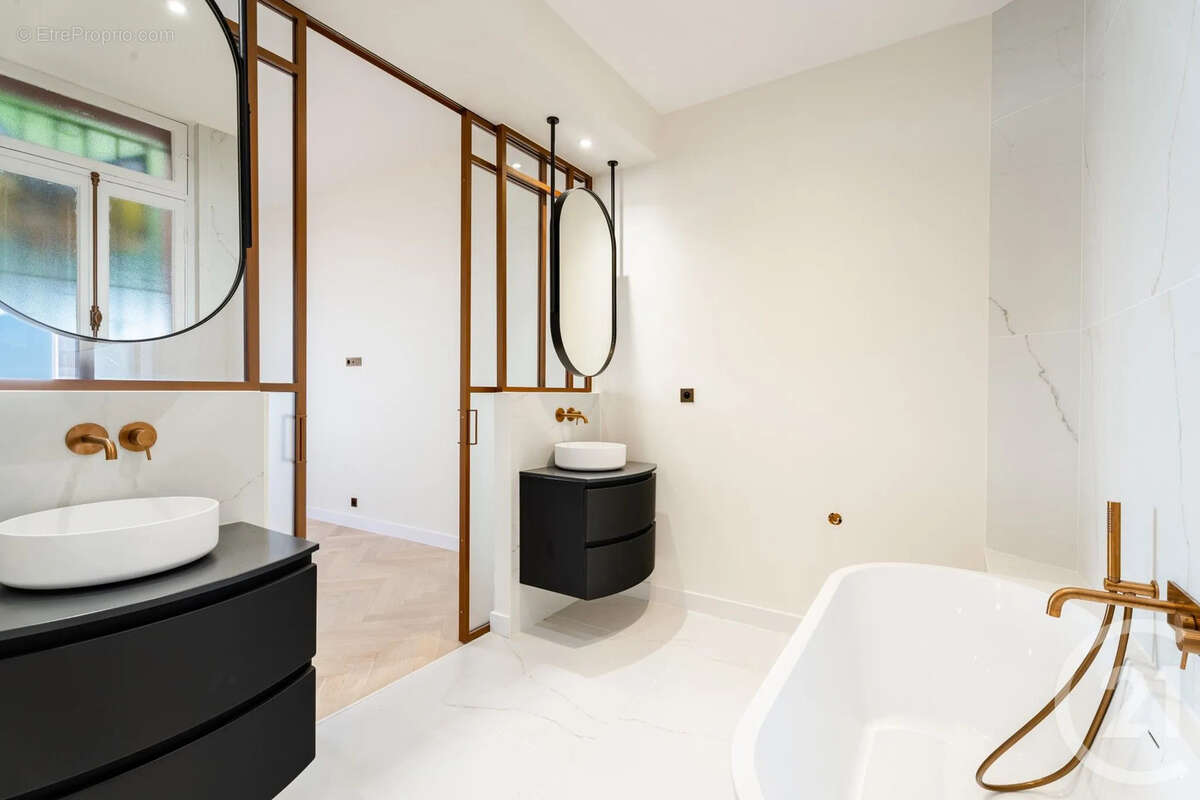 Appartement à BEAULIEU-SUR-MER