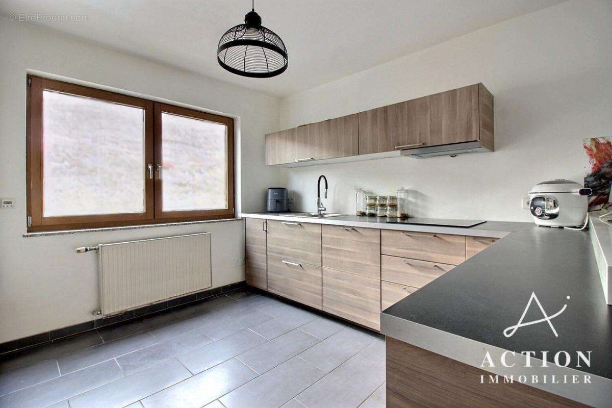 Maison à FACHES-THUMESNIL