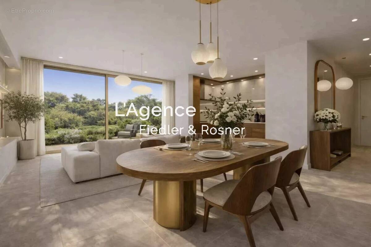 Appartement à SAINT-TROPEZ