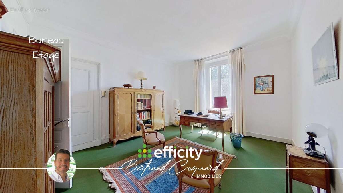 Maison 287 m² à Neronde  - photo 20