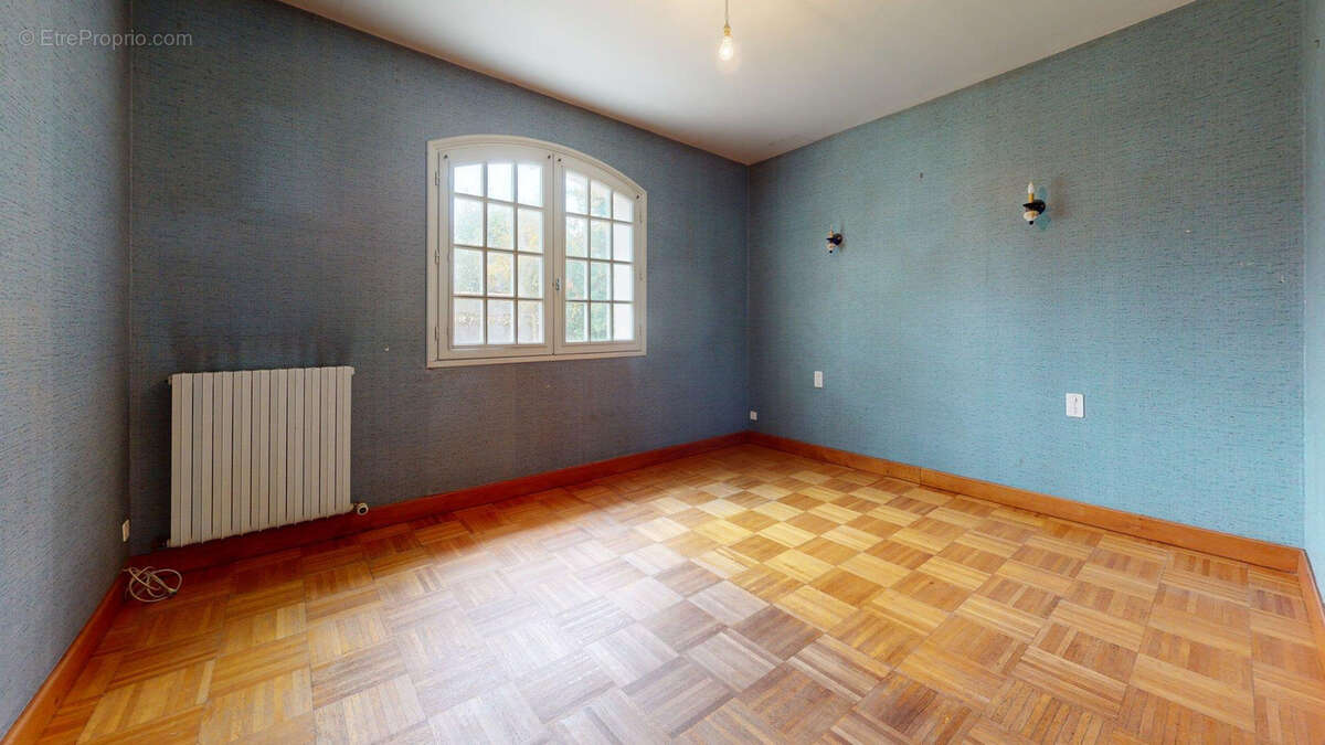Maison à CERNUSSON
