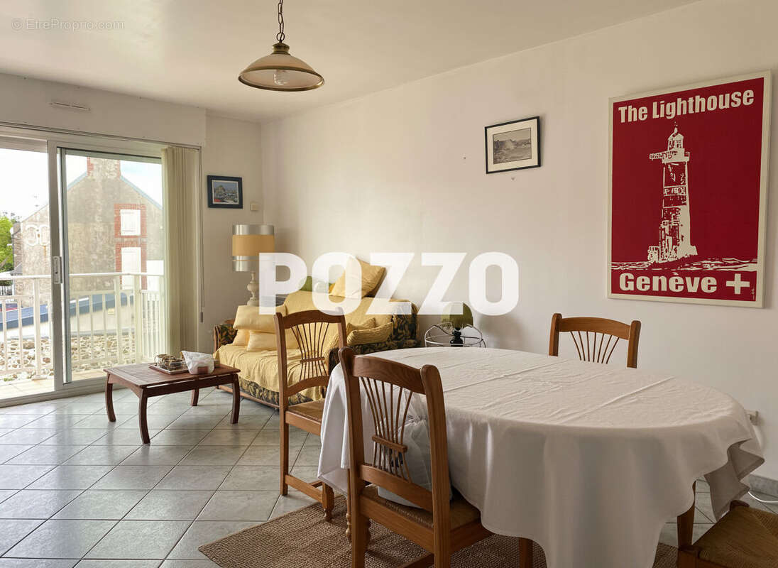 Appartement à SAINT-VAAST-LA-HOUGUE