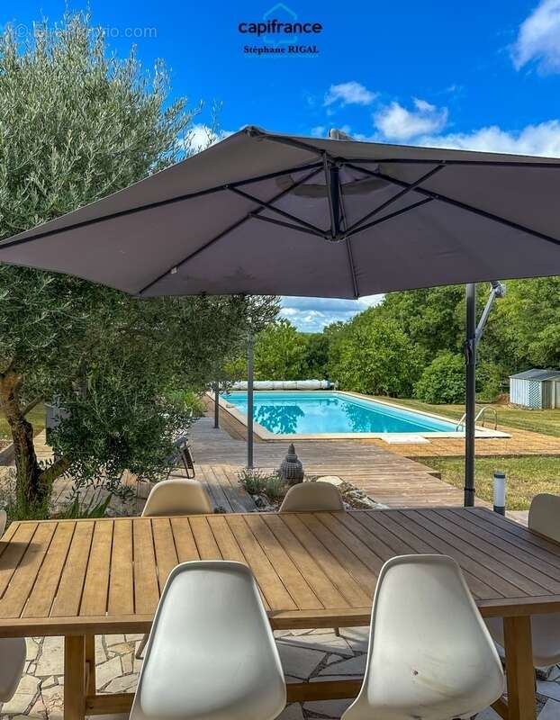 Maison à MONTAYRAL
