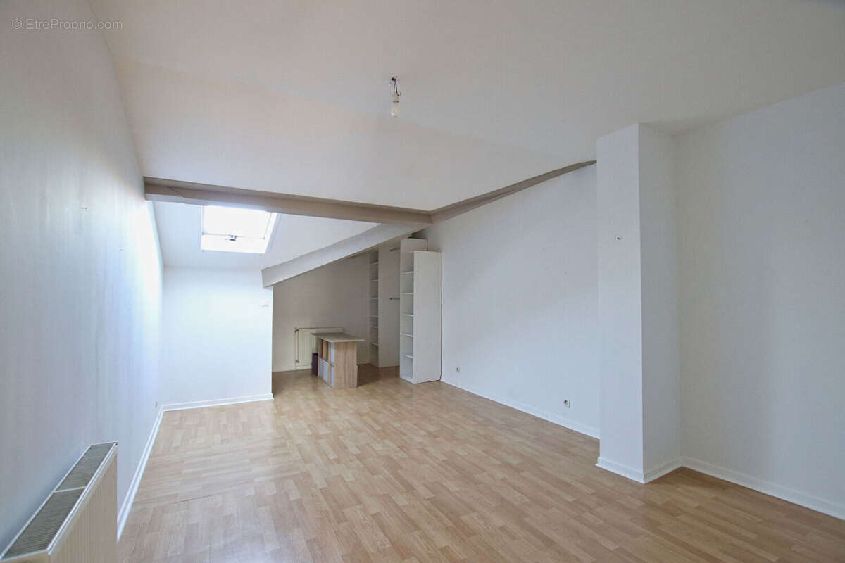 Appartement à TIGNIEU-JAMEYZIEU