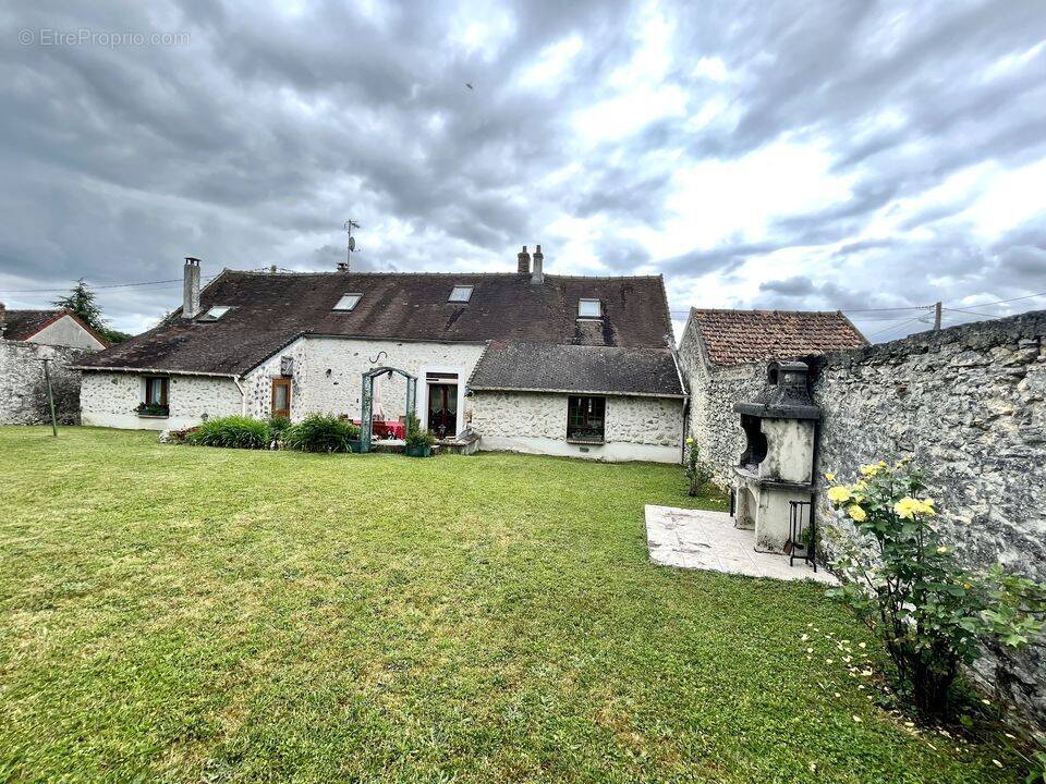 Maison à DONNEMARIE-DONTILLY