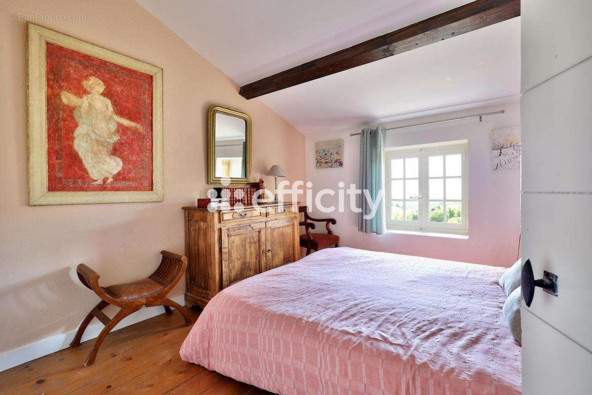 Maison 151 m² à Ville-Sur-Jarnioux  - photo 11