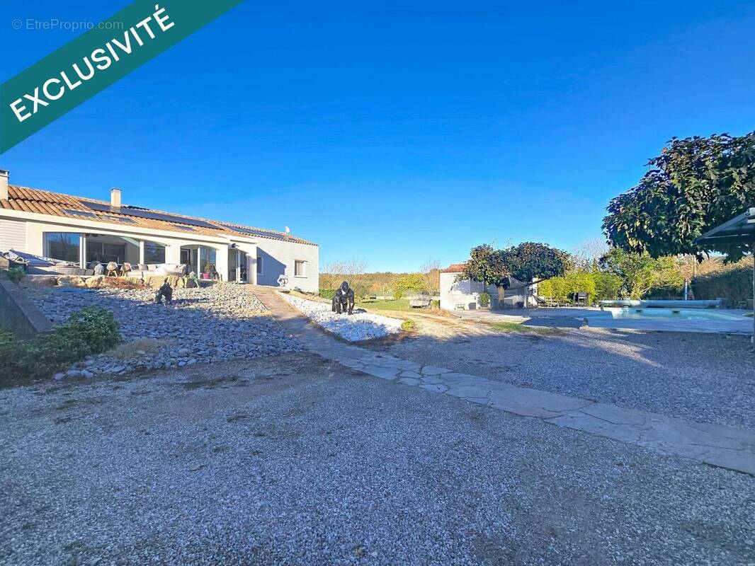 Photo 1 - Maison à HEREPIAN