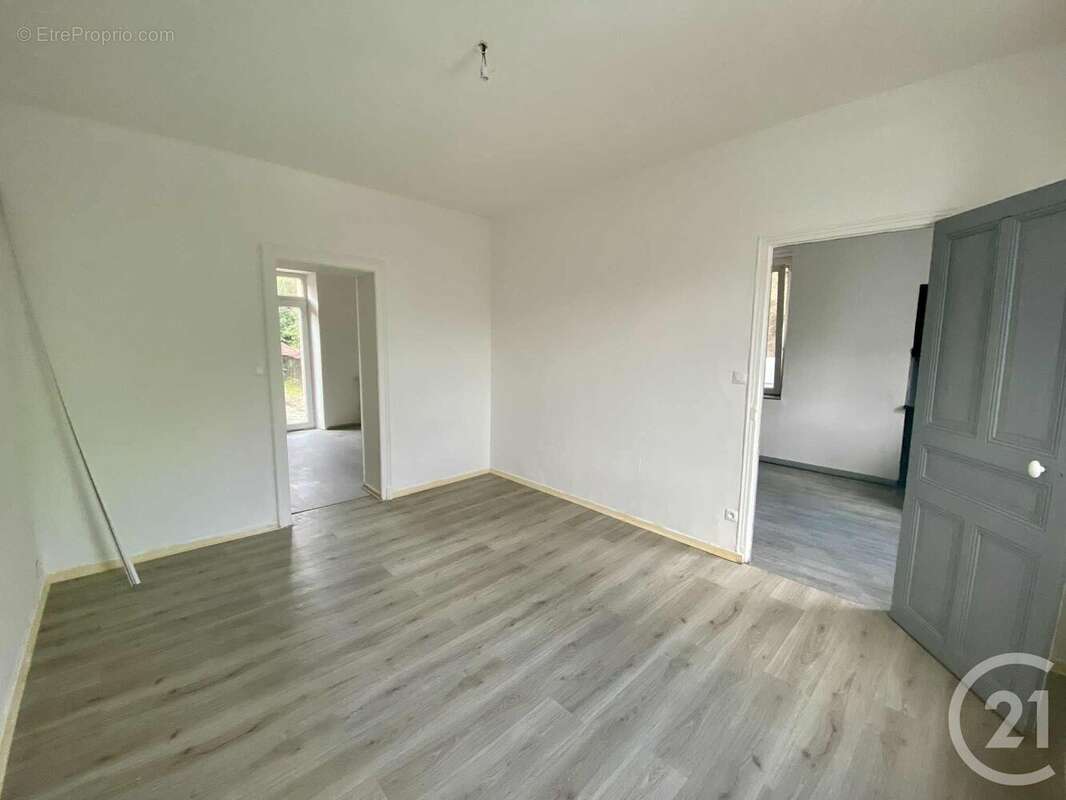 Maison à TUCQUEGNIEUX