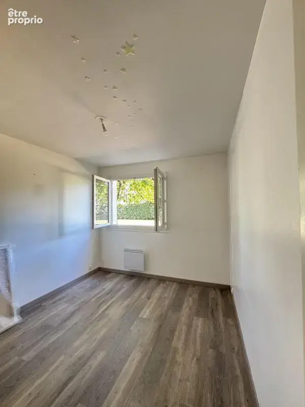 Photo Appartement à Saint-Priest au prix de 179 000€