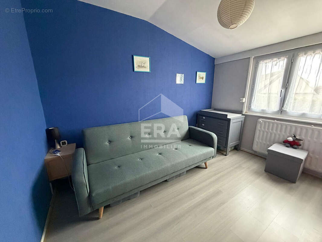 Maison à SAINT-CLAIR-DE-LA-TOUR