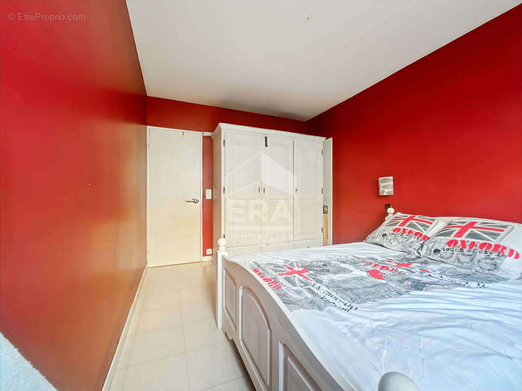 Appartement à MARSEILLE-4E