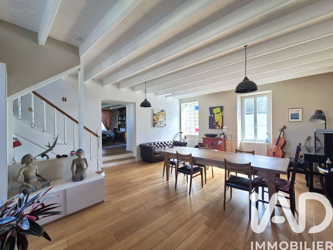 Photo 3 - Maison à CHARRON