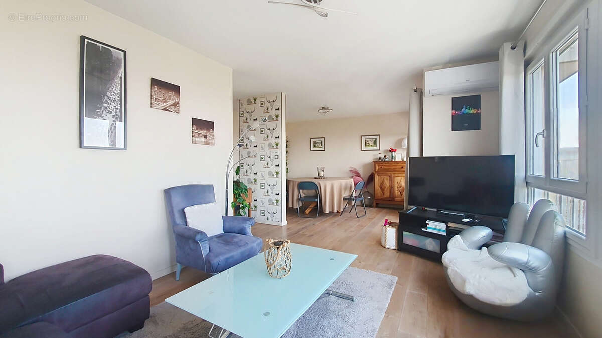 Appartement à OULLINS