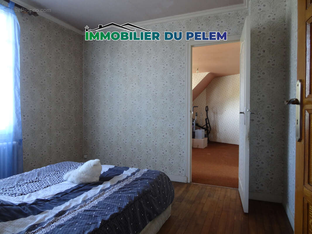 Maison avec jardin clos et garage à proximité des commodités - photo 9