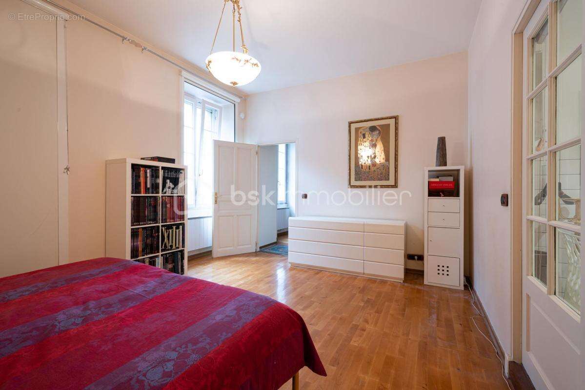 ANNECY – Appartement 211m² Adresse Signature  Rue du Pâquier - photo 7