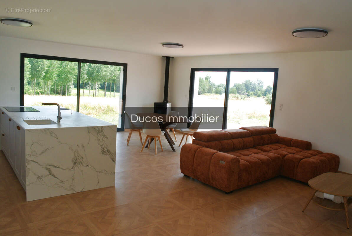 Maison à DURAS