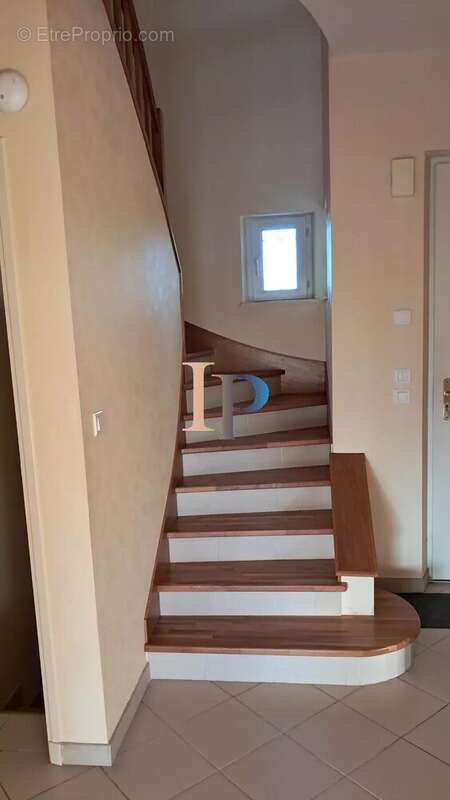 Maison à PARAY-LE-MONIAL