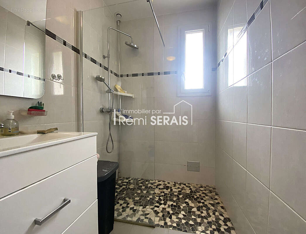 Maison à FRESNAY-SUR-SARTHE