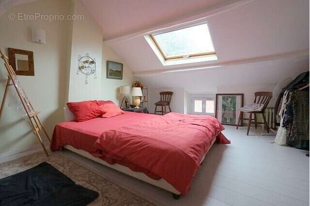 Maison à MEZIERES-SUR-SEINE