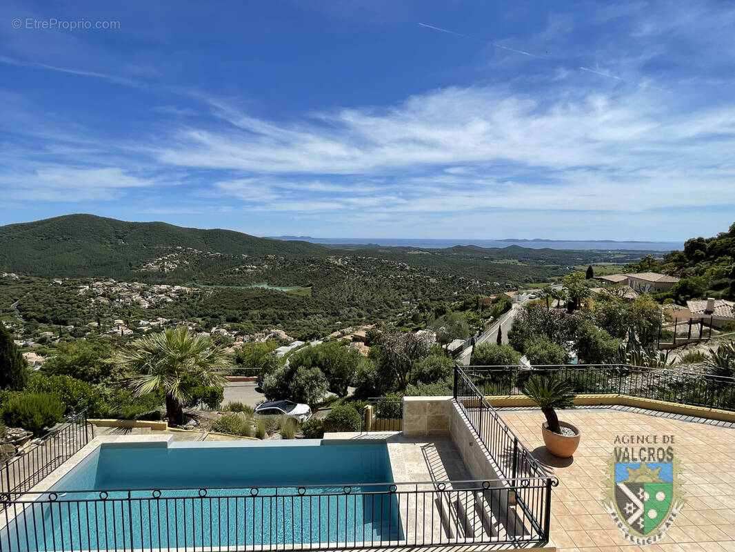 Maison à LA LONDE-LES-MAURES
