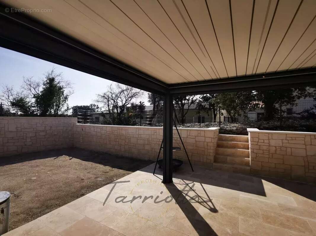 VILLA - 10374 - photo 18
